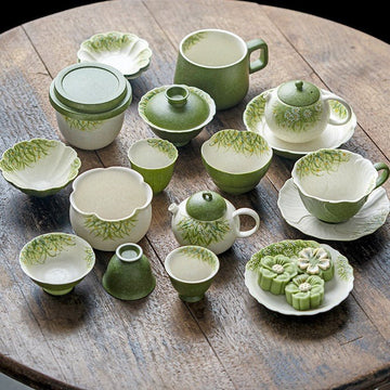 Hand-Painted Daisy Ceramic Tea & Coffee Collection - StillMug